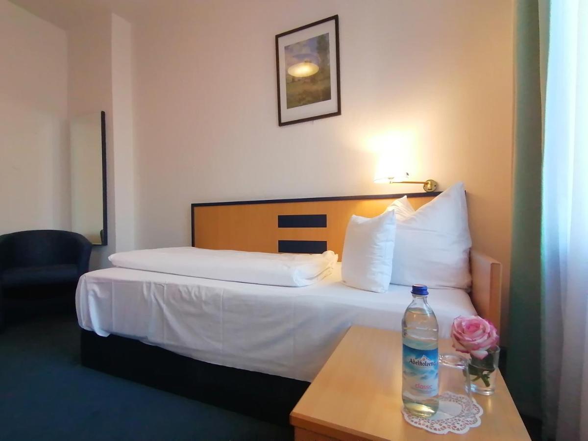 Hotel Wendelstein Rosenheim Extérieur photo