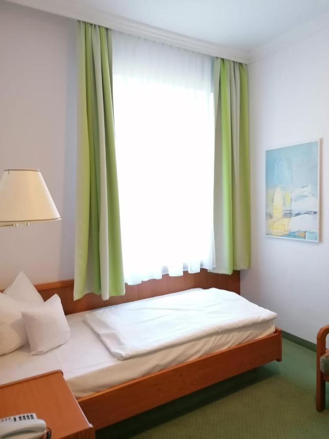 Hotel Wendelstein Rosenheim Extérieur photo