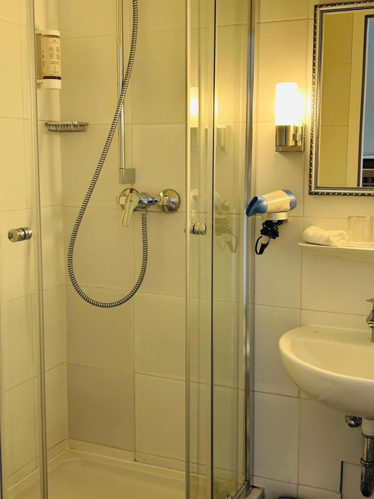 Hotel Wendelstein Rosenheim Extérieur photo